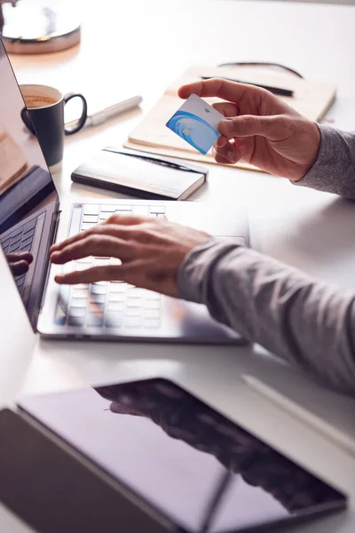 Close Businessman Working Late Laptop Desk Making Online Payment Credit — Stock fotografie