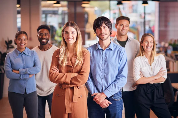 Porträtt Multi Cultural Business Team Moderna Multi Cultural Office — Stockfoto