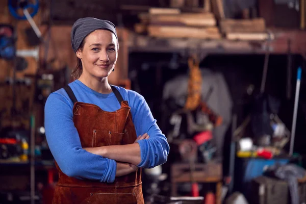 Portrait Female Blacksmith Wearing Headscarf Standing Forge Folded Arms — Stock Photo, Image