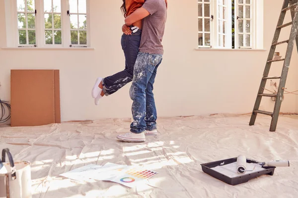 Close Couple Hugging Decorate Room New Home Together — Stock Photo, Image