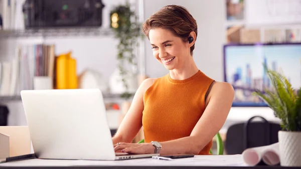 Female Architect Office Working Plan Desk Taking Phone Call Wireless — Zdjęcie stockowe