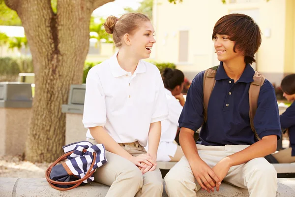 Students Wearing Uniforms On School Campus — Stock Photo, Image