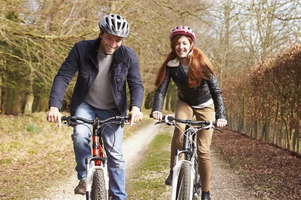 Couple On Cycle Ride — Stock Photo, Image