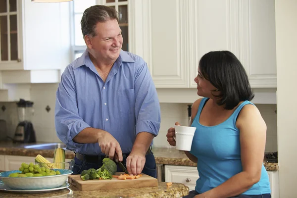 Pareja con sobrepeso a dieta — Foto de Stock