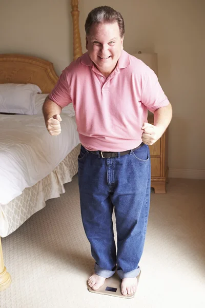 Hombre feliz con sobrepeso —  Fotos de Stock