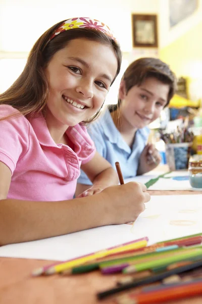 Niños en clase de arte — Foto de Stock