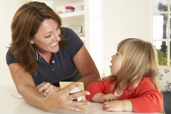 Down-Syndrom Mädchentherapie — Stockfoto