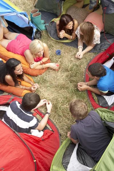 People on camping trip — Stock Photo, Image