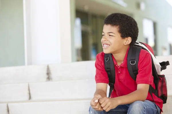 Jongen op school — Stockfoto