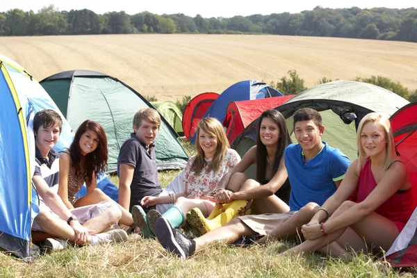 People on camping trip Royalty Free Stock Photos