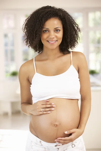 Pregnant woman — Stock Photo, Image