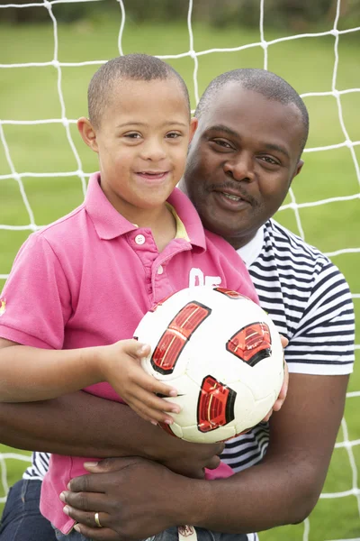 Downs Sendromu oğluyla baba — Stok fotoğraf