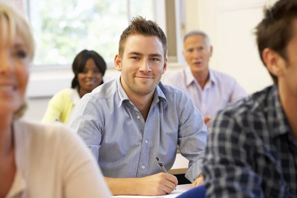 Student in de klas — Stockfoto