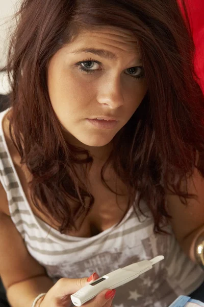 what do 19 year old girls like