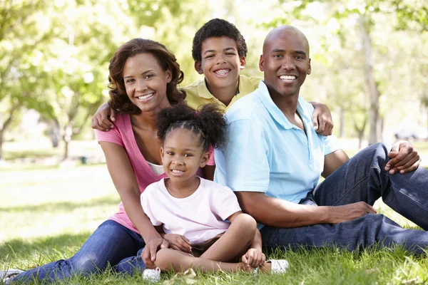 Familienspaziergang — Stockfoto