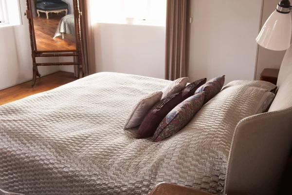 Interior Of Beautiful Bedroom — Stock Photo, Image