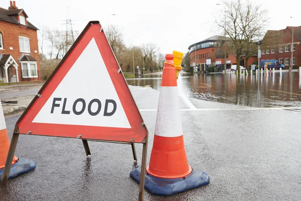 Traffic Sign On Flooded Road — Stock Photo, Image