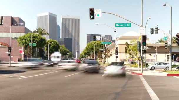 Trafik på trafikerad väg Junction — Stockvideo