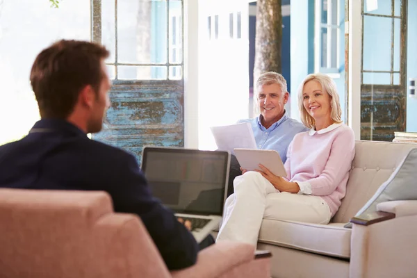 Mature Couple With Financial Advisor — Stock Photo, Image