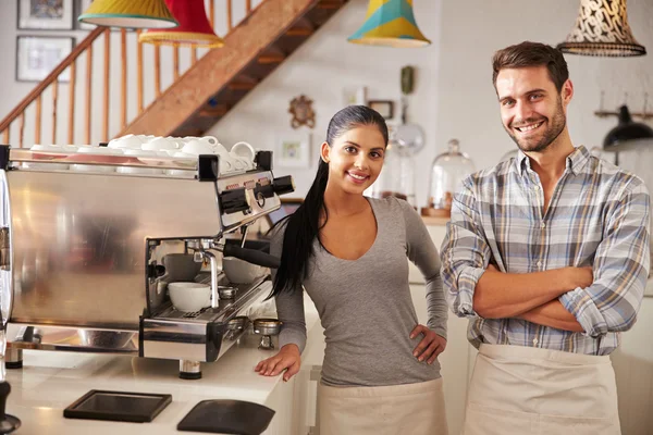 Glückliche Café-Mitarbeiter — Stockfoto