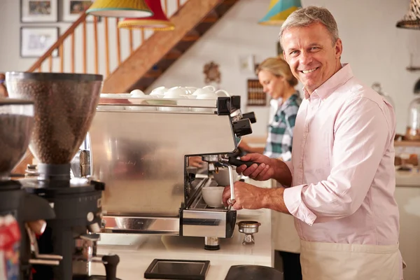 Cafe ägare på jobbet — Stockfoto