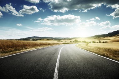 asfalt yol Toskana, İtalya
