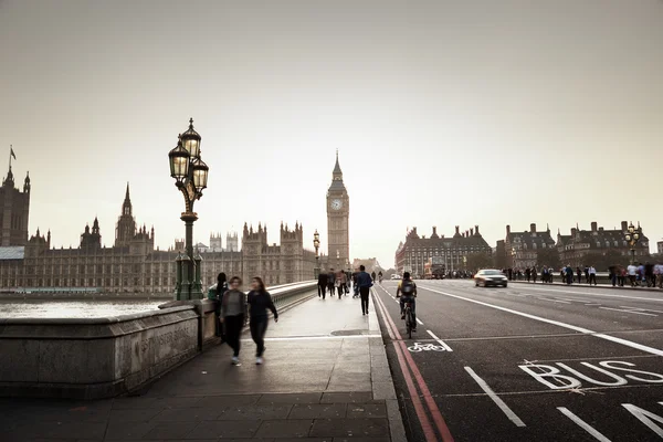 Вестмінстерський міст на заході сонця, Лондон, Великобританія — стокове фото