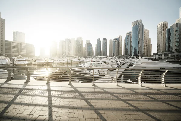 Dubai Marina o zachodzie słońca, Zjednoczone Emiraty Arabskie — Zdjęcie stockowe