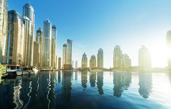 Dubai Marina o zachodzie słońca, Zjednoczone Emiraty Arabskie — Zdjęcie stockowe