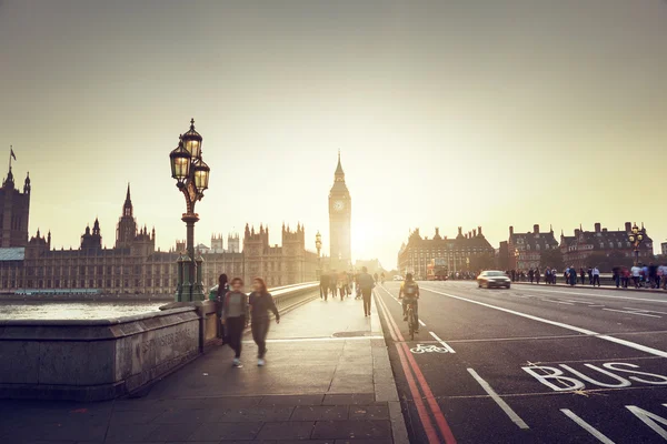 Westminster Bridge při západu slunce, Londýn, Velká Británie — Stock fotografie