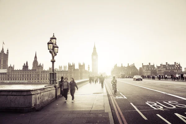 Westminster Bridge při západu slunce, Londýn, Velká Británie — Stock fotografie