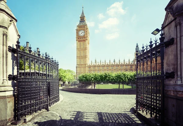 Big Ben in giornata di sole, Londra — Foto Stock