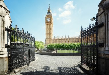 büyük ben güneşli gün, Londra