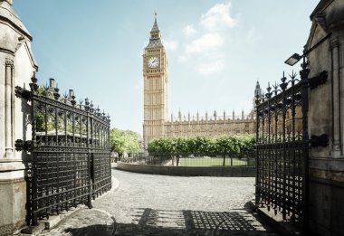 büyük ben güneşli gün, Londra