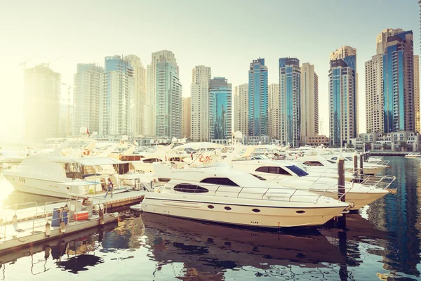 Dubai Marina při západu slunce, Spojené arabské emiráty — Stock fotografie