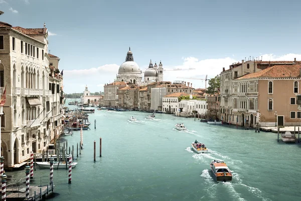 意大利威尼斯大运河和大教堂Santa Maria della Salute 免版税图库照片