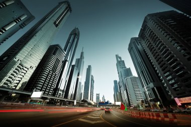  Sheikh Zayed Road zamanında günbatımı, Dubai, Birleşik Arap Emirlikleri