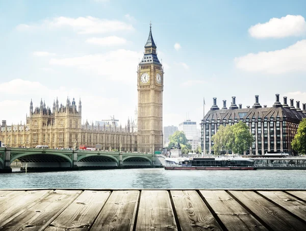 Big Ben a dřevěný povrch, Londýn, Velká Británie — Stock fotografie