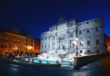 Trevi Çeşmesi, Roma