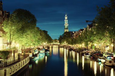 Amsterdam, Hollanda 'daki Westerkerk kilise kulesi.