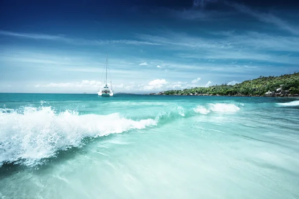 Strand op Praslin, Seychellen Anse Lazio — Stockfoto