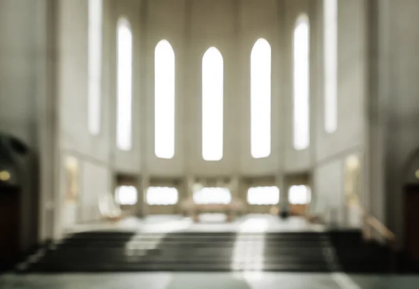Бокэ интерьер современной лютеранской церкви — стоковое фото