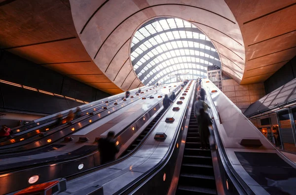 Stacja Metra Canary Wharf Londyn Anglia Wielka Brytania — Zdjęcie stockowe