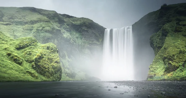 Skogafoss Καταρράκτης Θερινή Ώρα Ισλανδία — Φωτογραφία Αρχείου