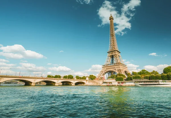 Sena Paris Com Torre Eiffel Hora Manhã — Fotografia de Stock