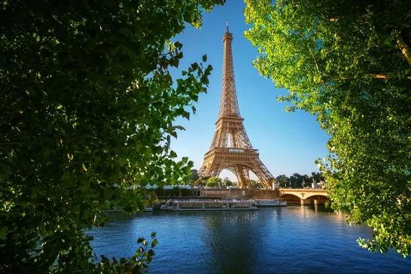 Sena París Con Torre Eiffel — Foto de Stock