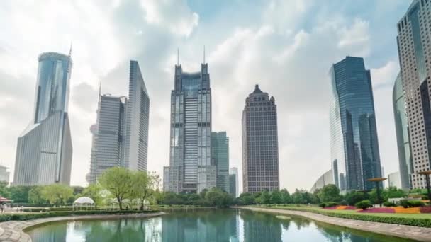 Гиперлапс Парк Финансовом Центре Луцзяи Шанхай Китай — стоковое видео