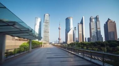 Hiper hata, Pudong finans bölgesi Şangay, Çin