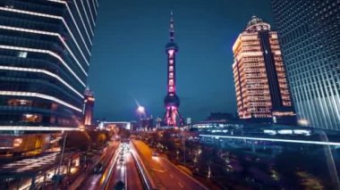 Hiper hata, Şangay yolu Lujiazui finans merkezi, Çin