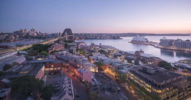 Sydney 'nin Avustralya' daki Liman Köprüsü 'ndeki hava görüntüsü.